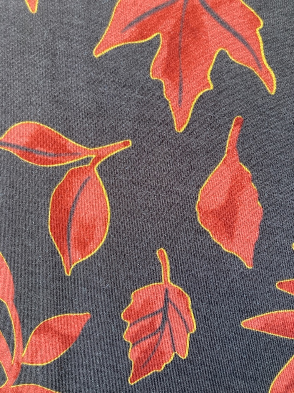 Preswick & Moore leaves print top soft with stretch casual 2X - Picture 8 of 15